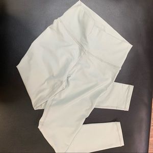 ECHT FORCE SCRUNCH LEGGINGS
Nimbus